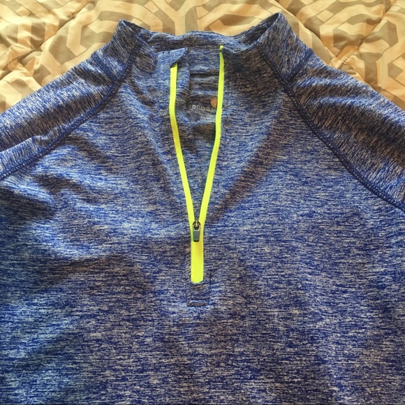 ⭐️SALE Athletic Fitted Long Sleeve Top Half Zip - Picture 2 of 5